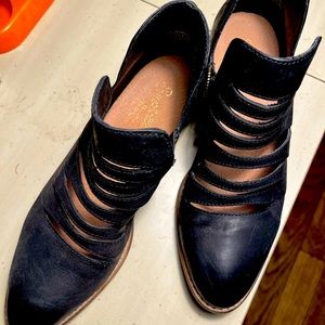 Seychelles boot size 6.5